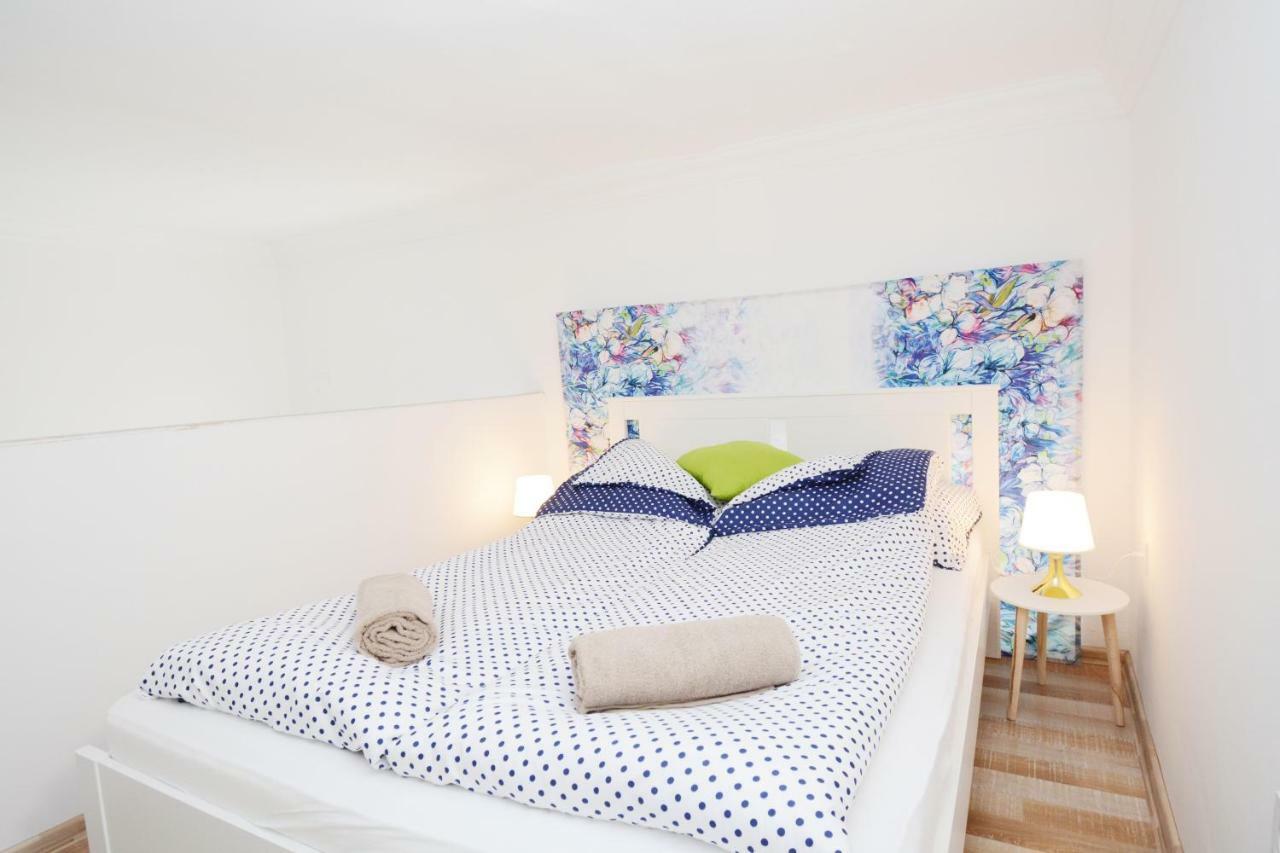 Lillybeth City Center Apartments Budapest Ngoại thất bức ảnh