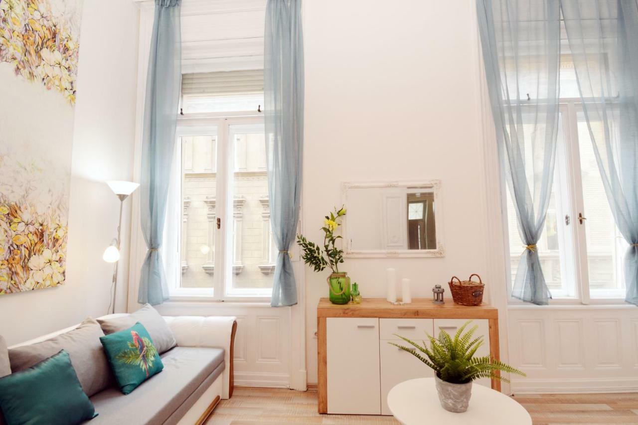 Lillybeth City Center Apartments Budapest Ngoại thất bức ảnh